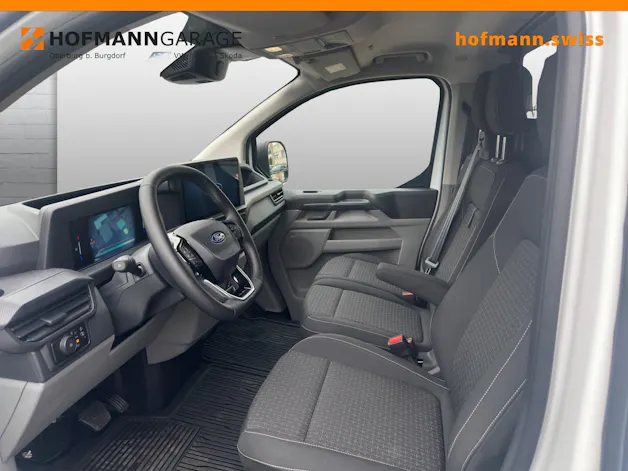 Ford Transit Custom Van 320 L1H1 65kWh Limited