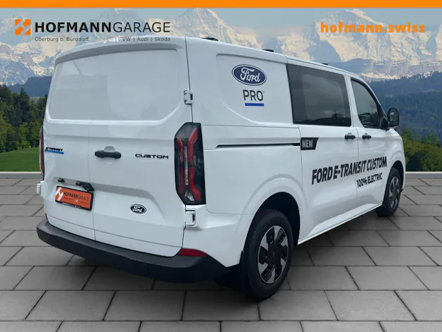 Ford Transit Custom Van 320 L1H1 65kWh Limited