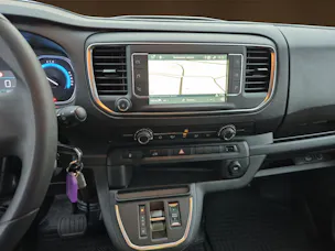 Fiat E-Scudo 50 kWh L2 verglast Swiss Worker