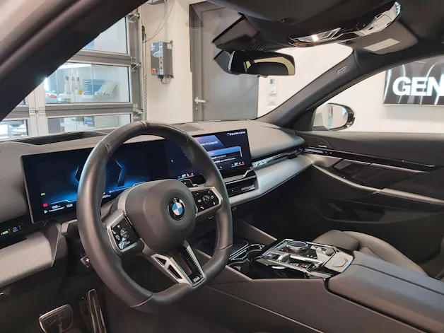 BMW 520d xDrive M Sport Touring
