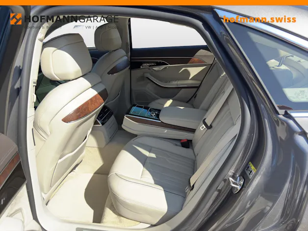 Audi A8 55 TFSI quattro tiptronic