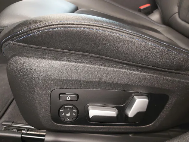 BMW 330e xDrive M Sport