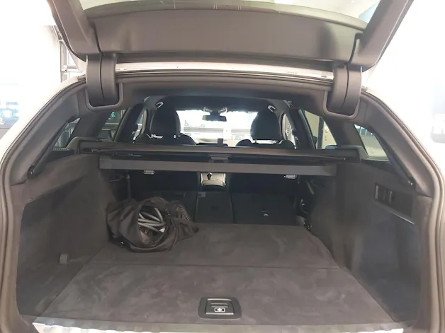 BMW 330e xDrive M Sport