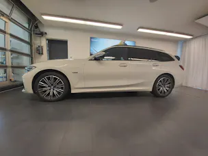 BMW 330e xDrive M Sport