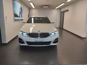 BMW 330e xDrive M Sport