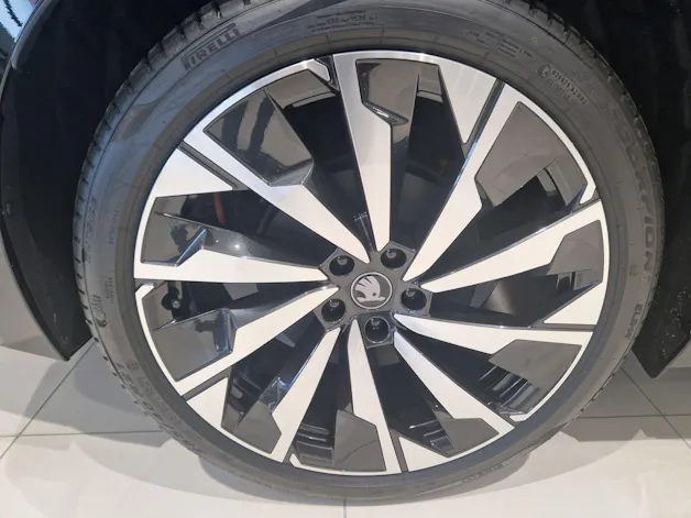 Škoda Enyaq 85x Sportline 4x4