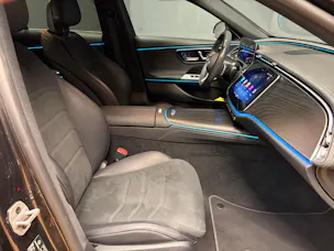 Mercedes-Benz E 450 4M - AMG / DISTRONIC / 360 Grad Kamera / 4D Soundsystem