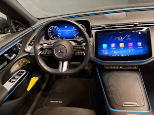 Mercedes-Benz E 450 4M - AMG / DISTRONIC / 360 Grad Kamera / 4D Soundsystem