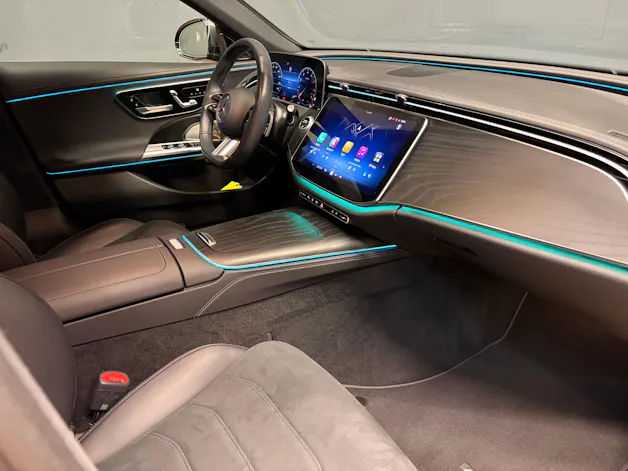 Mercedes-Benz E 450 4M - AMG / DISTRONIC / 360 Grad Kamera / 4D Soundsystem