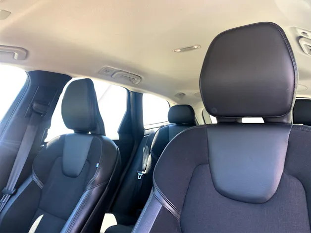 Volvo XC60 B4 Diesel Mild Hybrid AWD Momentum Geartronic