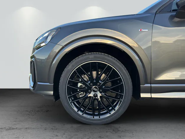 Audi Q2 35 TFSI S line S-tronic