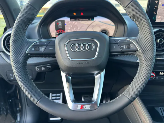 Audi Q2 35 TFSI S line S-tronic