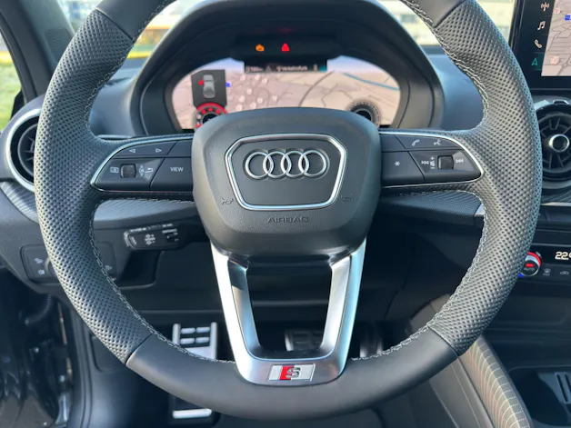 Audi Q2 35 TFSI S line S-tronic