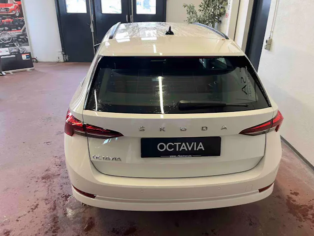 Škoda Octavia Combi 2.0 TDI DSG Ambition