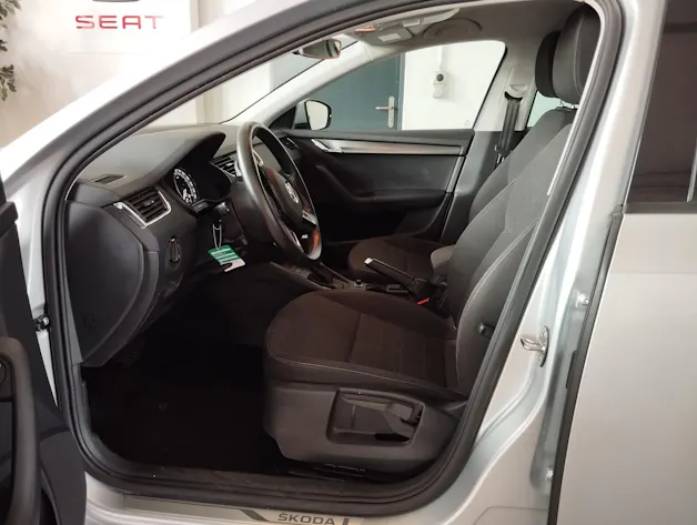 Škoda Octavia Combi 2.0 TSI Soleil 4x4 DSG