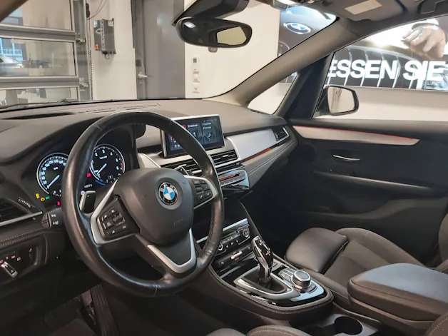 BMW 218d xDrive Active Tourer