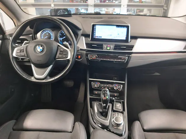 BMW 218d xDrive Active Tourer