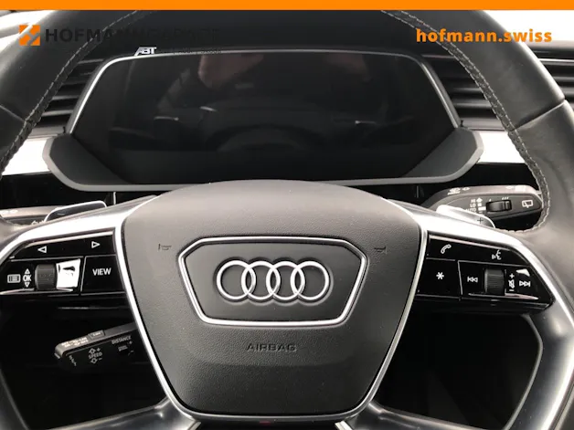 Audi e-tron 55 S Line quattro
