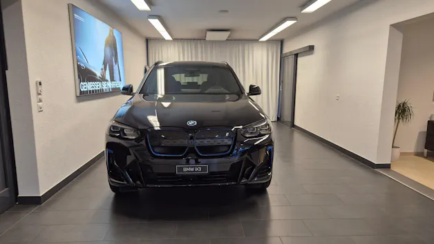 BMW iX3 Impressive