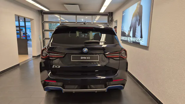 BMW iX3 Impressive