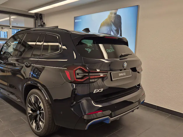 BMW iX3 Impressive