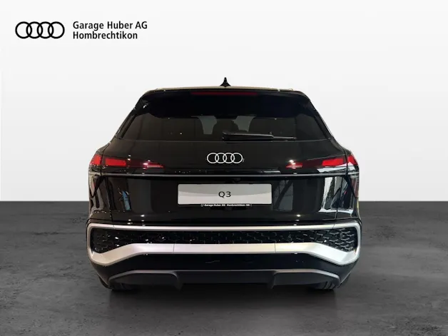 Audi Q3 SUV e-hybrid 200 kW S tronig