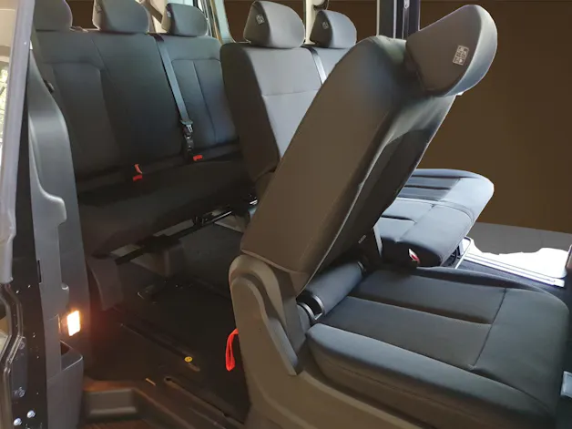 Hyundai Staria Wagon 1.6 GDi HEV Amplia