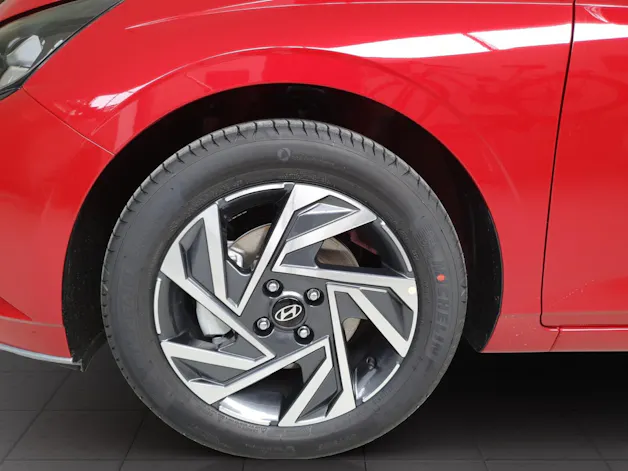 Hyundai i20 1.0 T-GDi Amplia Two Tone Safety Pack