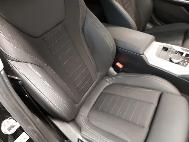 BMW 320d xDrive 48V Touring