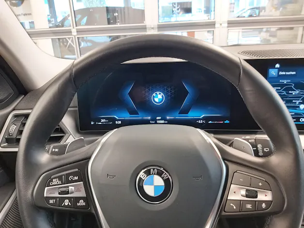 BMW 320d xDrive 48V Touring