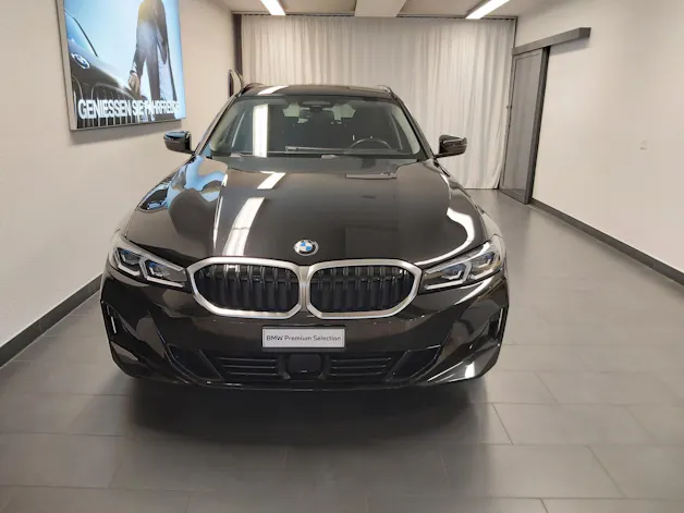BMW 320d xDrive 48V Touring