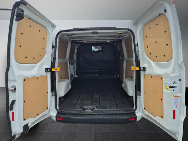 Ford Transit Custom Van 320 L2H1 Trend A