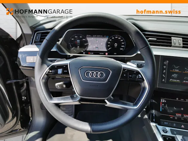 Audi e-tron 50 quattro