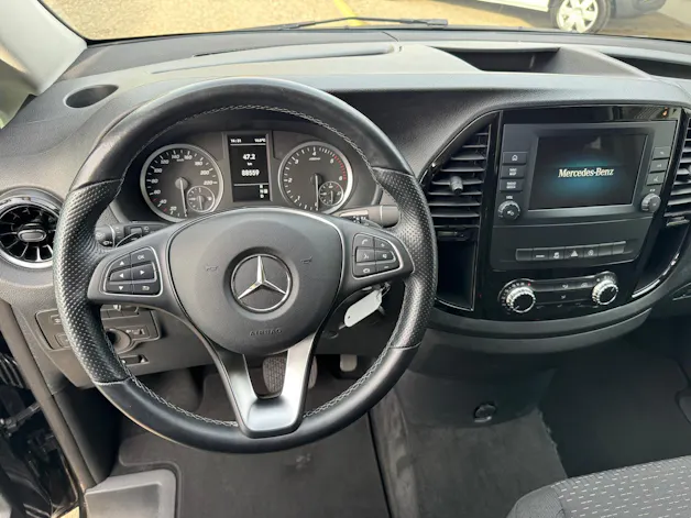 Mercedes-Benz Vito 116 CDI Lang Select Tourer 4x4 9G-Tronic