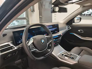 BMW 320d xDrive 48V Touring