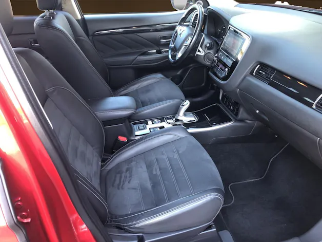 Mitsubishi Outlander 2.0 PHEV Style