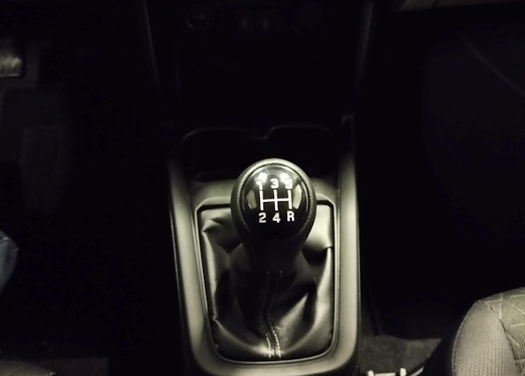 Vehicle image 14 Vehicle image 14