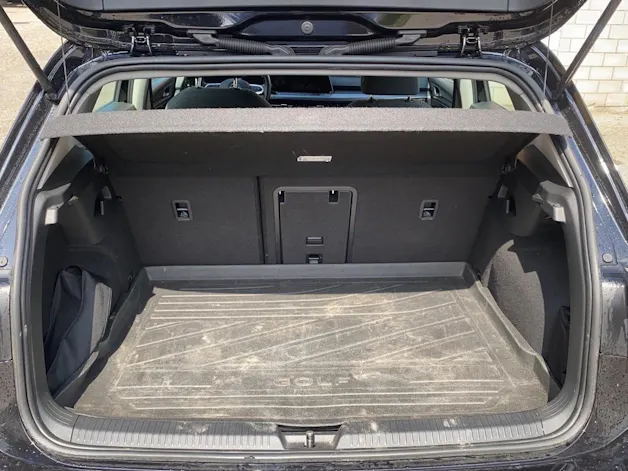 VW Golf 1.5 eTSI mHEV ACT First Edition DSG