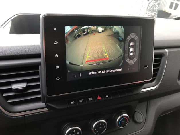 Renault Trafic Red VAN L1H1 2.0 dCi 150 EDC mit Heckklappe