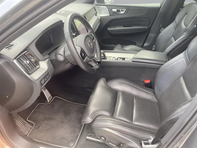 Volvo XC60 T8 eAWD R-Design Geartronic