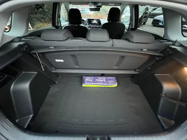 Hyundai i20 1.0 T-GDi Amplia DCT