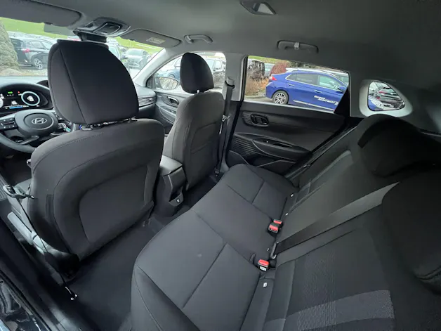 Hyundai i20 1.0 T-GDi Amplia DCT