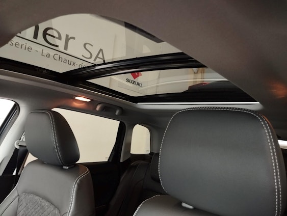 Vehicle image 13 Vehicle image 13