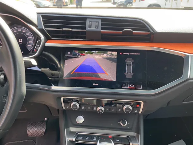 Audi Q3 45 TFSI S line quattro S-tronic