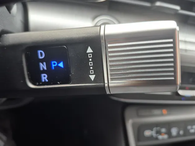 Hyundai Kona Electric Luxury Alcantara