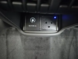 Hyundai Kona Electric Luxury Alcantara