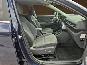 Hyundai Kona Electric Luxury Alcantara