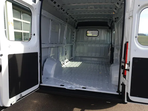 Fiat Ducato 295 35 Kaw. 4035 L3H2 verglast 2.2 Swiss