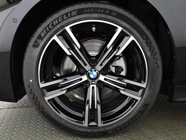 BMW 320d xDrive 48V Touring Steptronic M Sport