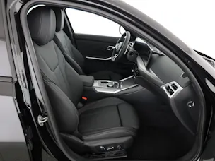 BMW 320d xDrive 48V Touring Steptronic M Sport